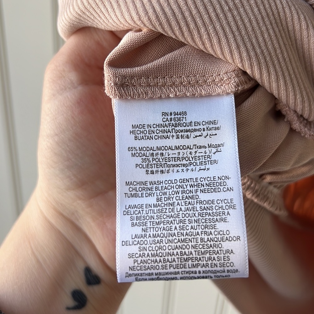BCBGMAXAZRIA Pink Wrap Top Size Medium - Picture 7 of 12